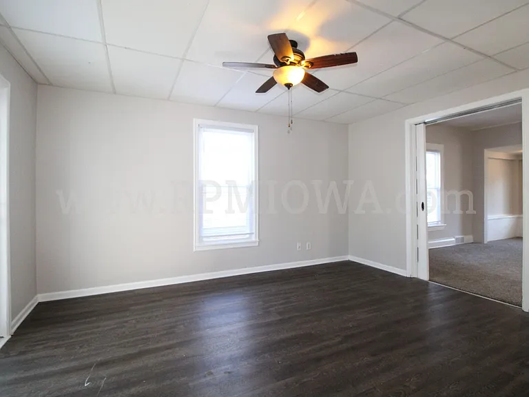 822 Clinton Ave — Photo 6