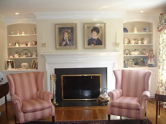 Living Room with Fireplace