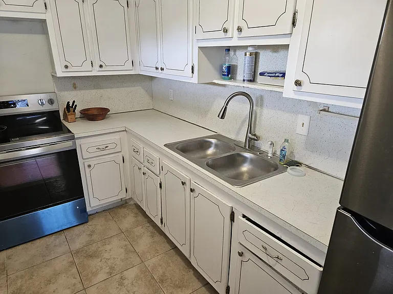 4760 NW 10th Ct #210 — Photo 3
