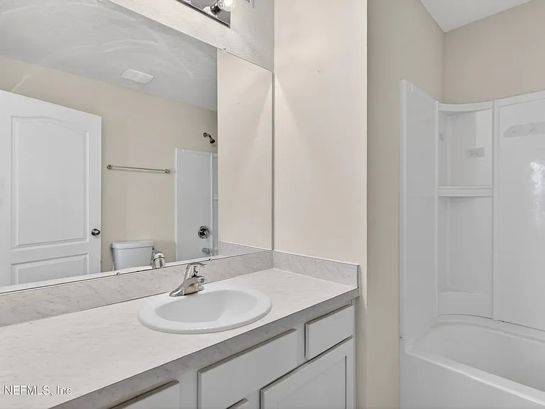 8210 Larose Rd — Photo 21