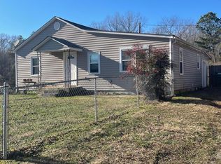 2416 Mentor School Rd, Louisville, TN 37777