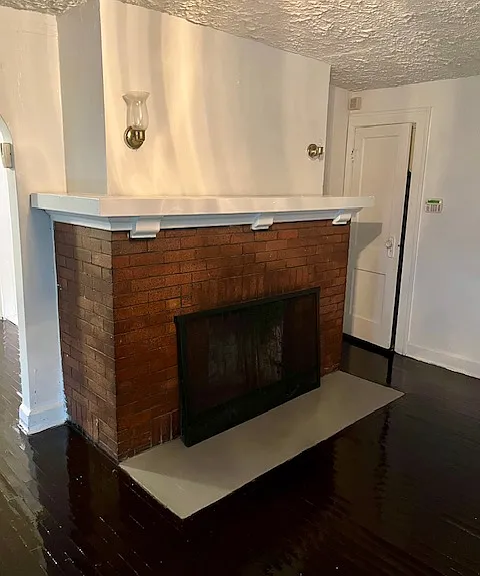 5204 E 34th St — Photo 3