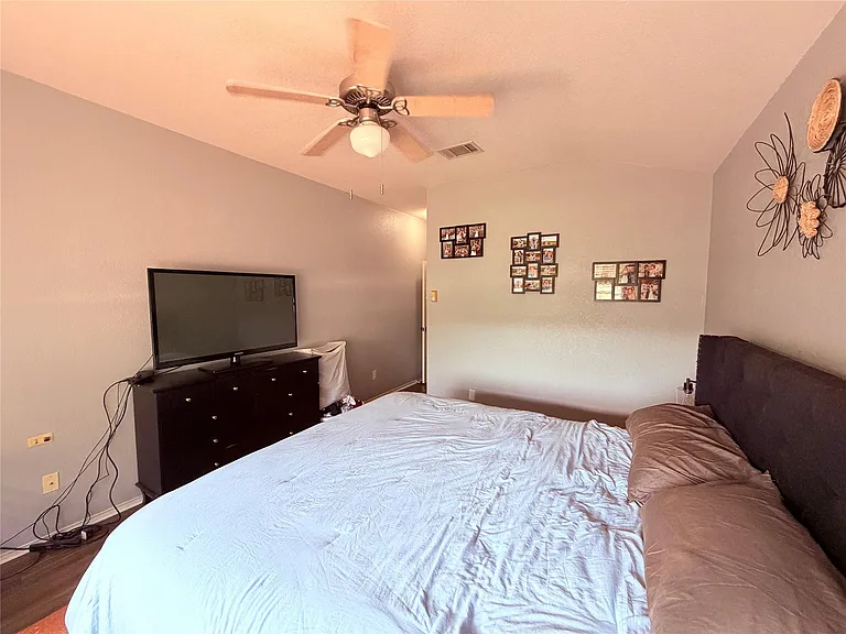 2805 Feathercrest Dr — Photo 14
