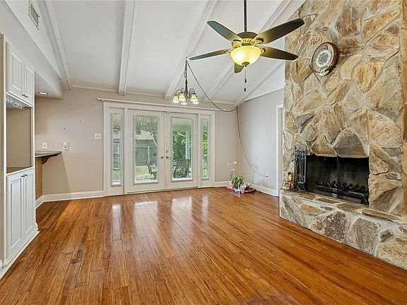 3rd image of 5621 Rickey St