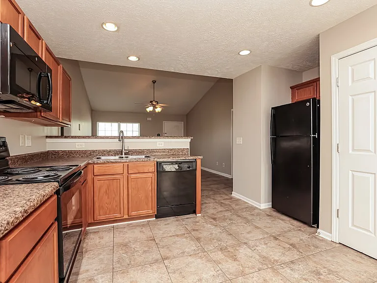 165 Howard Woody Dr — Photo 10