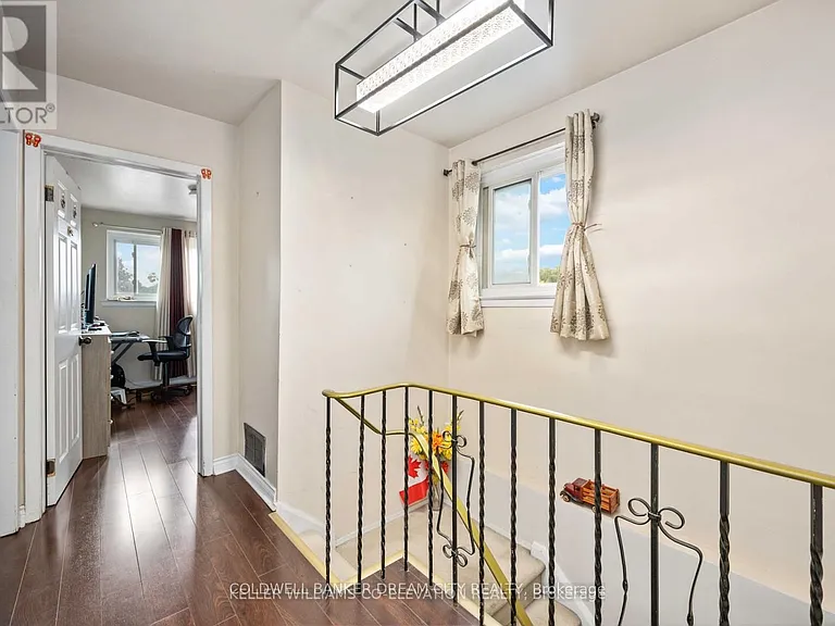 3073 Ireson Ct #UPPER — Photo 4