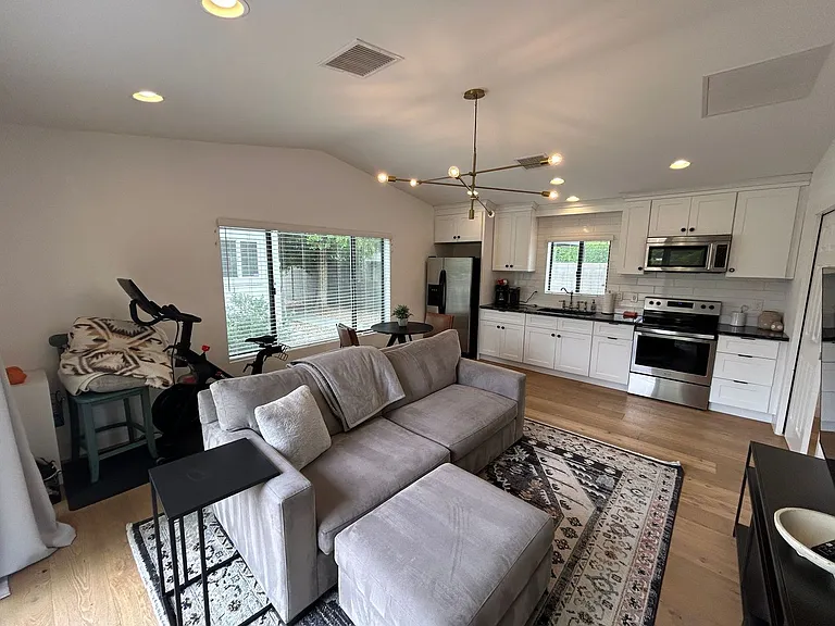 4016 E Avalon Dr — Photo 27