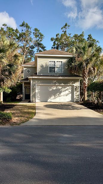 1st image of 30 Gold Oak Dr