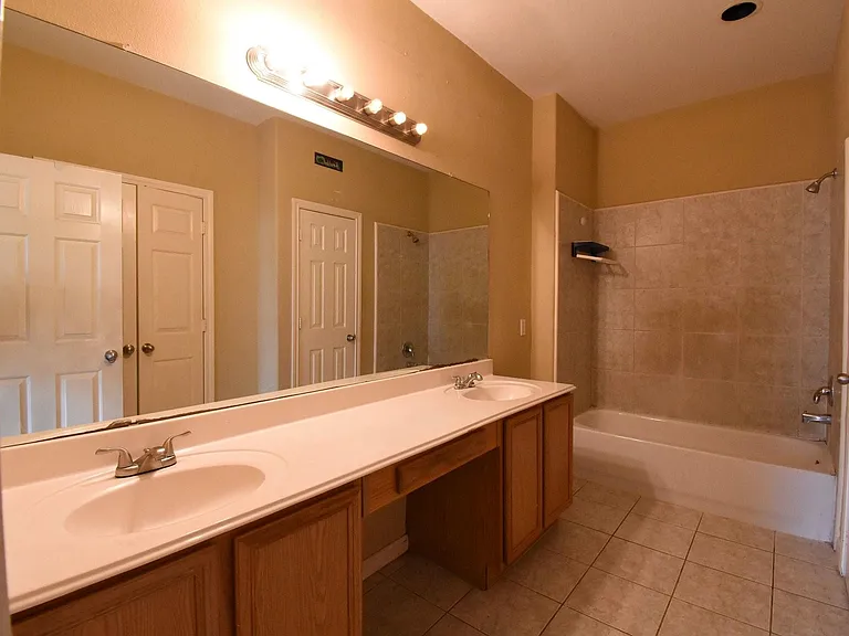 13102 N Bellaire Estates Dr — Photo 30