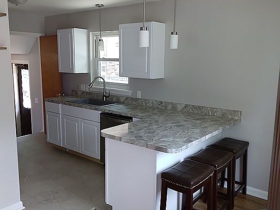 4th image of 1632 Broad Blvd