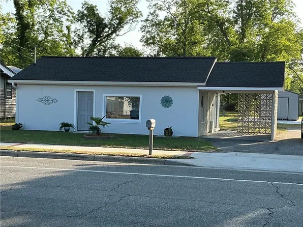 3815 Jamestown Rd, Waycross, GA 31503