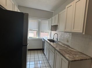 2583 Hampshire Rd #21, Cleveland, OH 44106