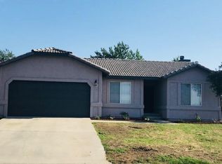 1836 E Douglas Ave, Visalia, CA 93292