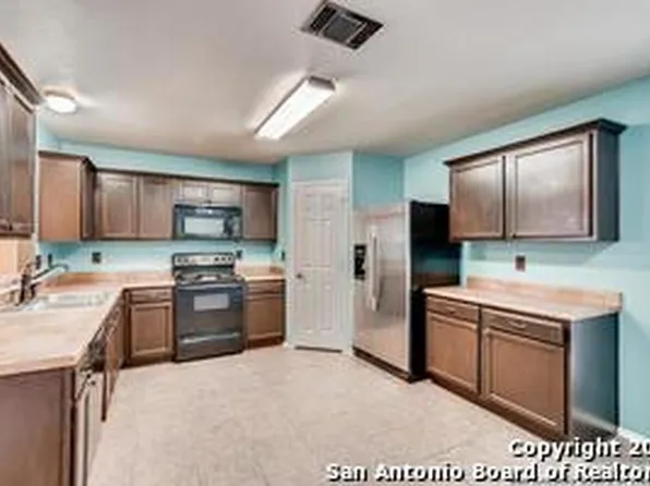 6630 Estes Flts, San Antonio, TX 78242