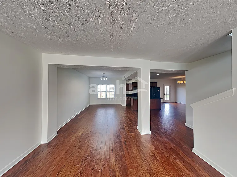 878 Daybreak Dr — Photo 5