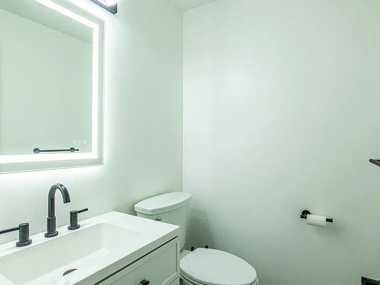 111 Commons Dr — Photo 6