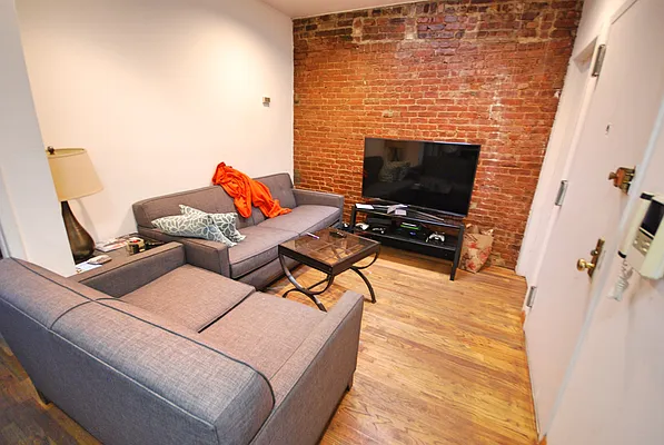 Rented by Vanderborgh Realty  | media 2