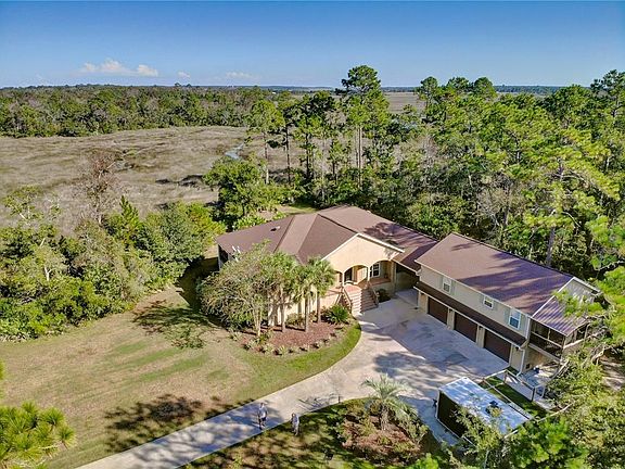 2nd image of 114 Foxcreek Blvd