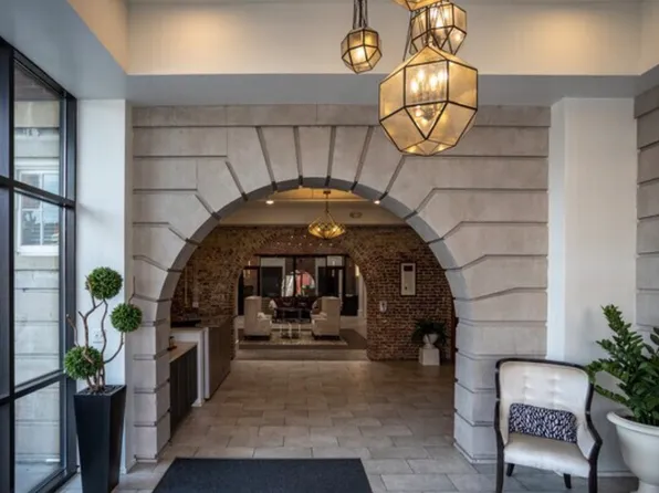 Knox High Apartments