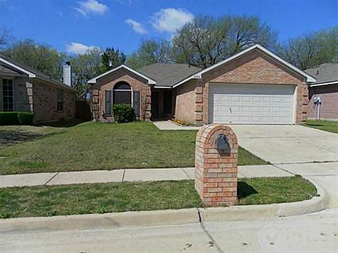 1st image of 2700 Wakecrest Dr