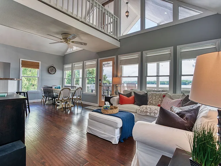 200 Mariners Pointe Rd — Photo 7