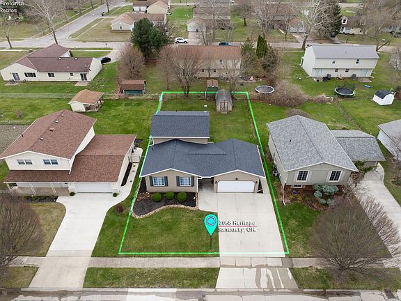 3rd image of 2058 Heritage Dr