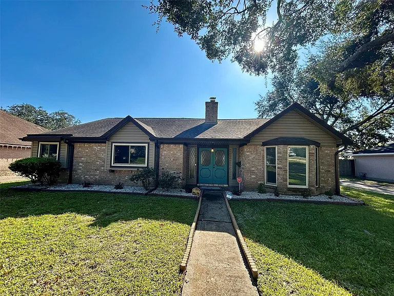 3319 Meadowcreek Dr — Photo 19