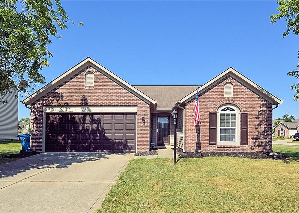 1st image of 6204 Copeland Lakes Ln