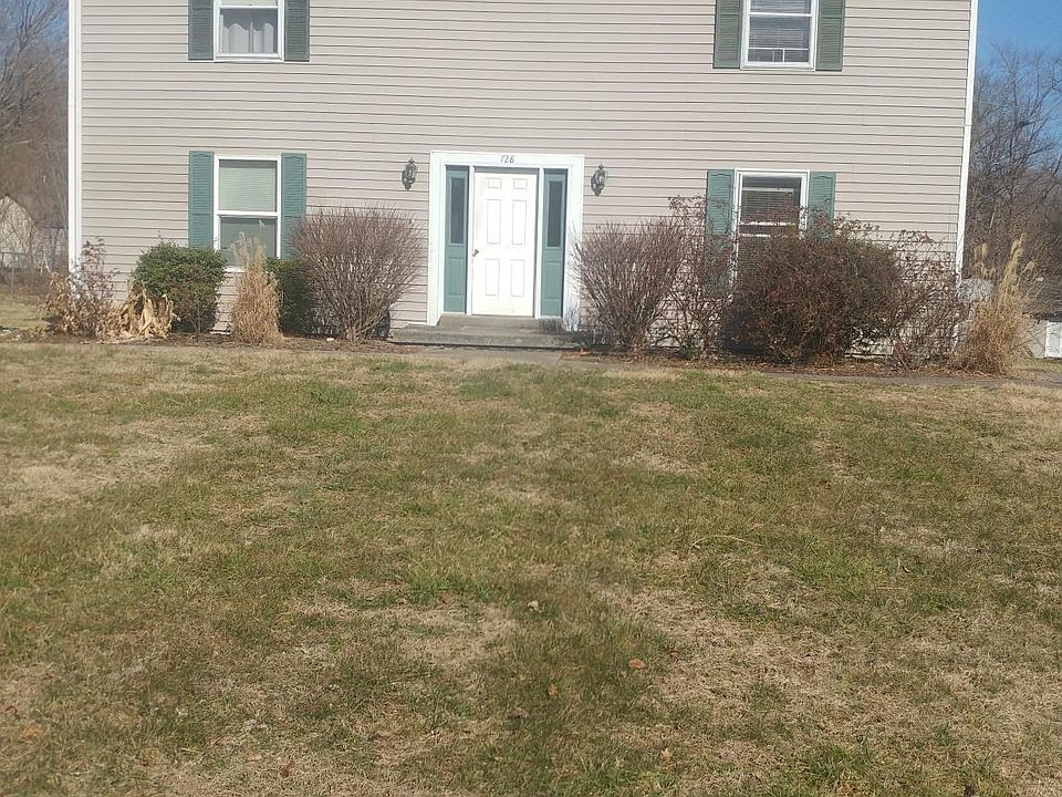 1st image of 728 Tara Ct APT B