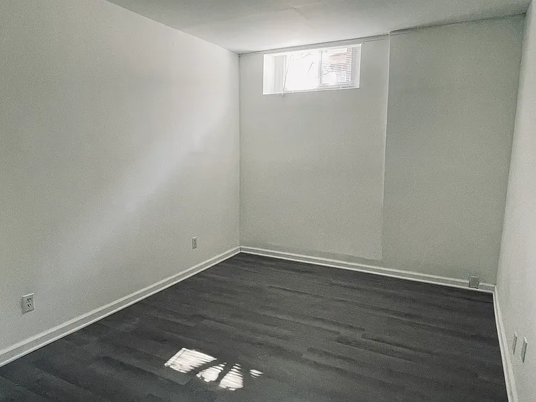 900 Saint Paul St #B2 — Photo 7