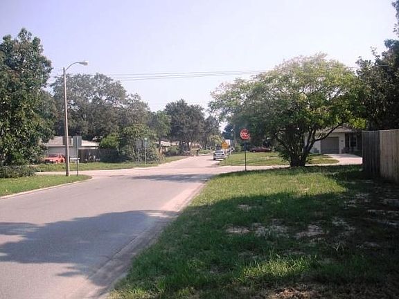 2nd image of 1559 San Charles Dr