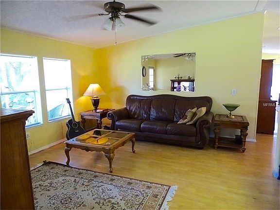 5th image of 7123 Glen Meadow Dr
