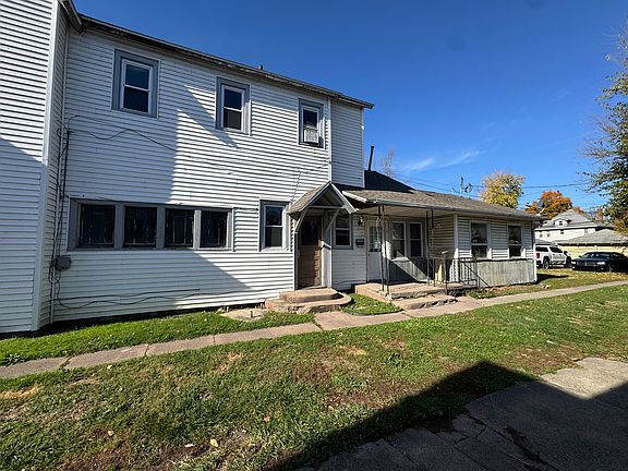 2nd image of 1218 E Broadway St #3