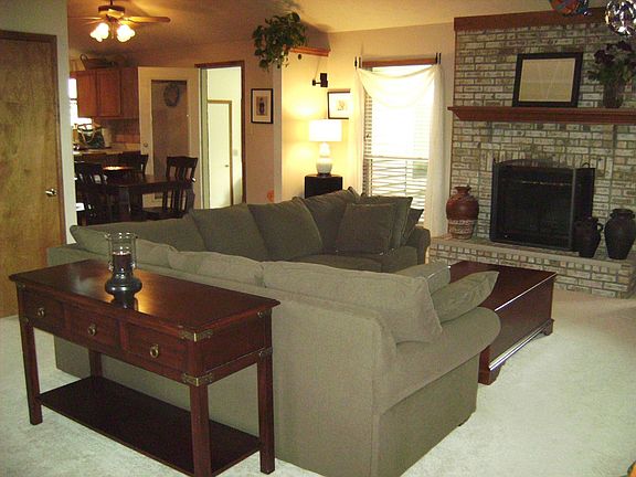3rd image of 4070 Autumn Hill Ln