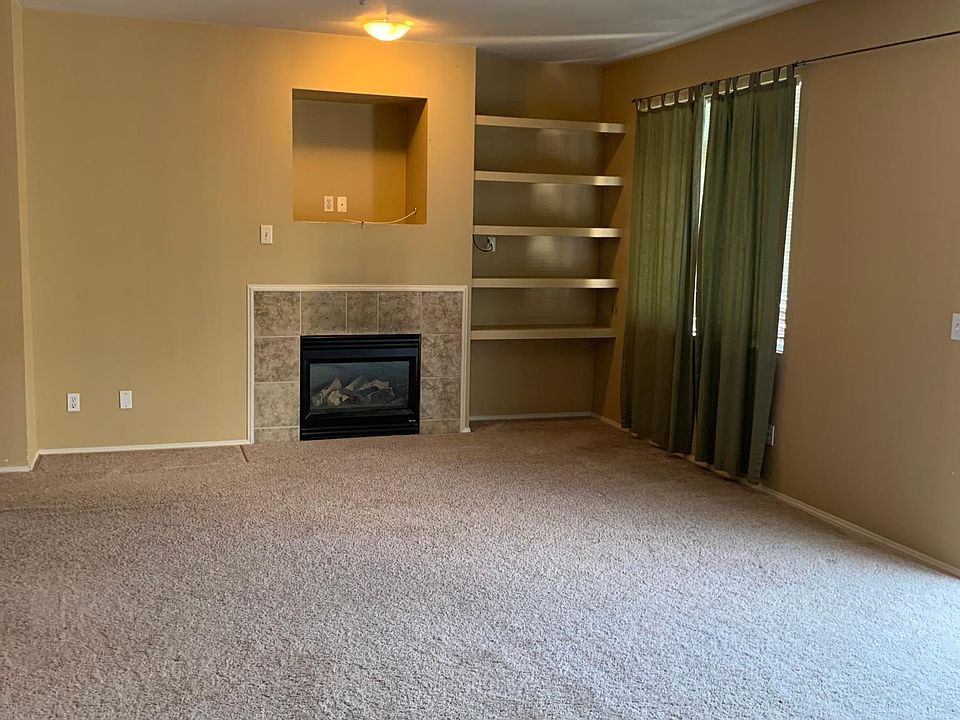 Open floor plan -great room with gas fireplace