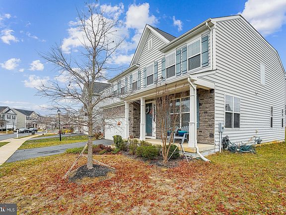 3rd image of 100 Cotton Blossom Ct