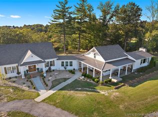 2904 N Rykers Ridge Rd, Madison, IN 47250