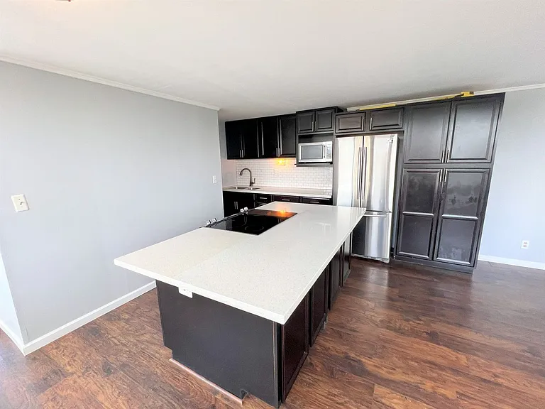 1060 Kamehameha Hwy #1206A — Photo 1