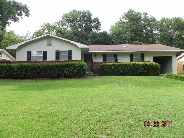3811 Rockdale Dr, Columbus, GA 31907