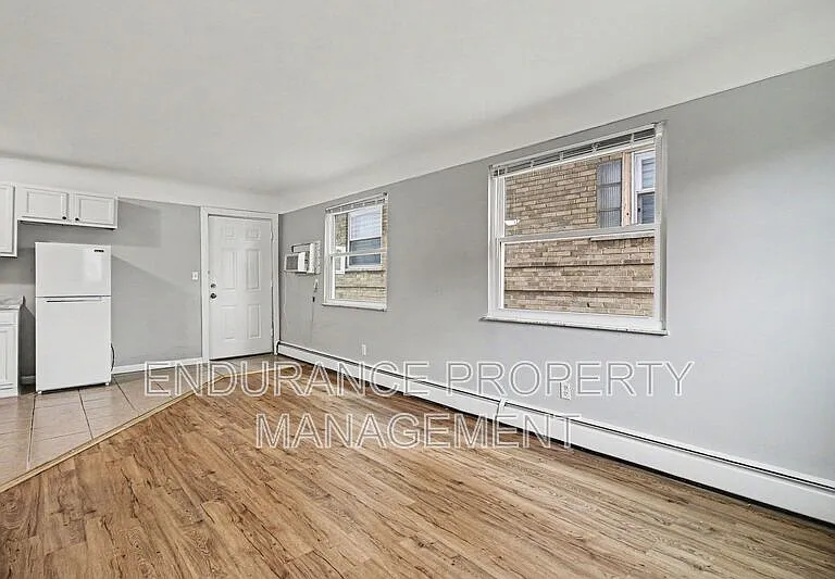 1932 Truitt Ave #1 — Photo 7