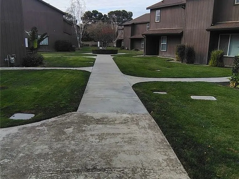 1854 Whitley Ave — Photo 1