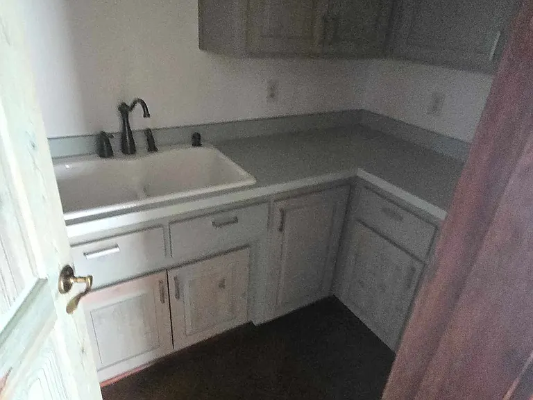 28221 Cumberland Rd #B — Photo 10
