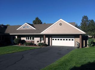 9122 Saint Andrews Cir, Klamath Falls, OR 97603