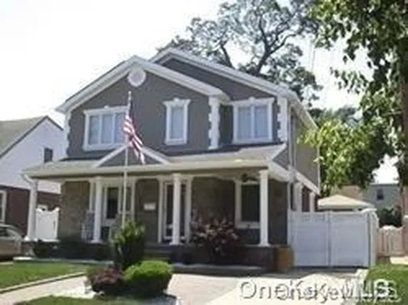 168 Grange Street, Franklin Square, NY 11010