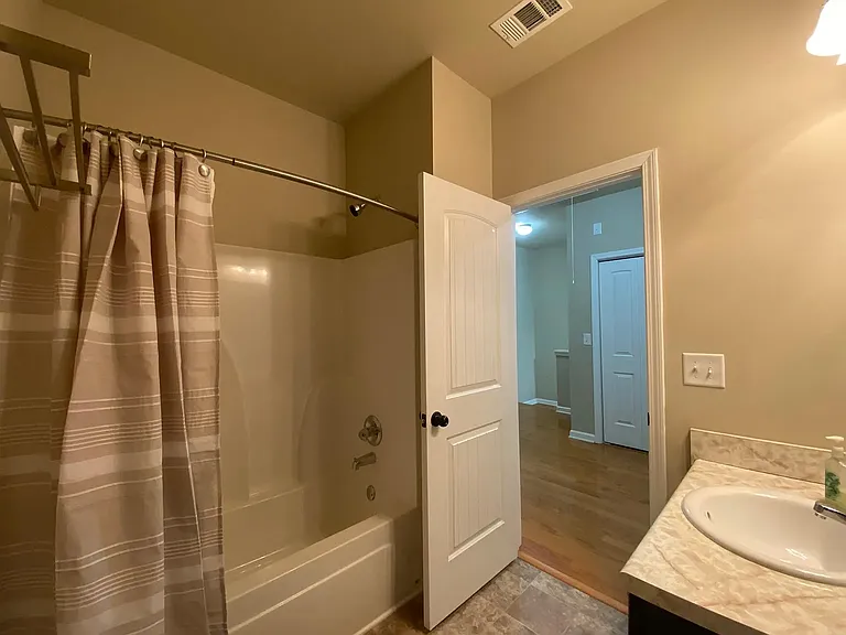 644 Oakside Pl — Photo 16