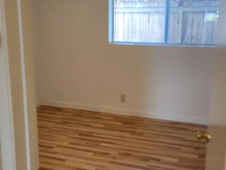 676 Flower Ave #2 — Photo 12