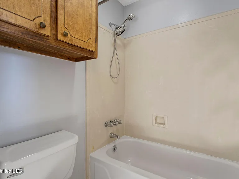 987 Bluff Rdg — Photo 22