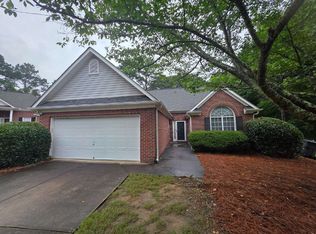 120 Cloverwood Dr, Fayetteville, GA 30215