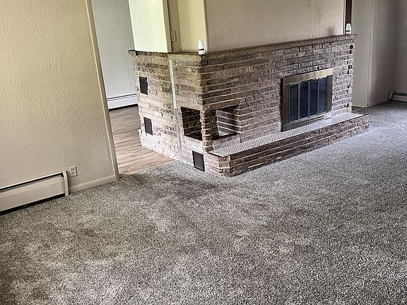 Livingroom from front door