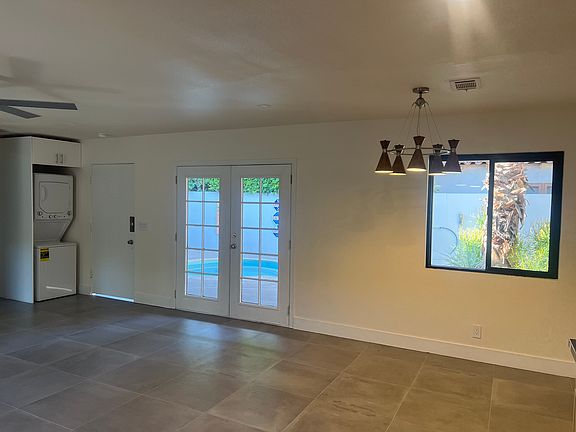 5th image of 223 S Cahuilla Rd